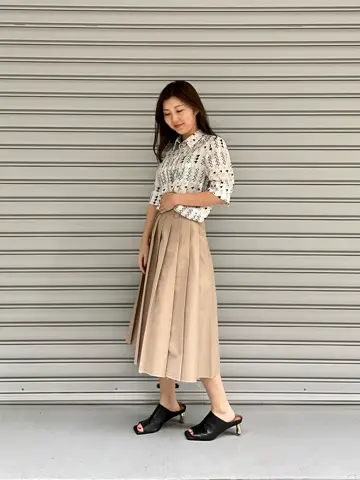 GRACE CONTINENTAL 佐藤　優里香 コーディネート画像