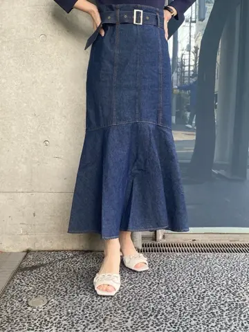 GRACE CONTINENTAL 青木育日 コーディネート画像