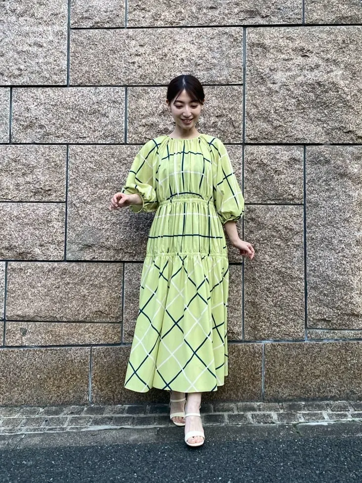 GRACE CONTINENTAL 青木育日 コーディネート画像