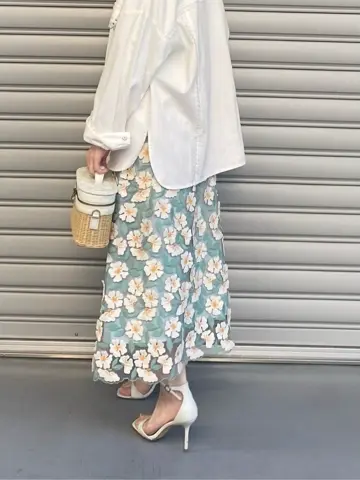 GRACE CONTINENTAL 青木育日 コーディネート画像