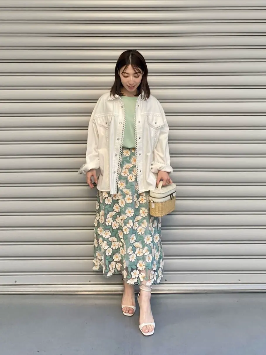 GRACE CONTINENTAL 青木育日 コーディネート画像