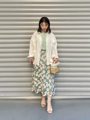 GRACE CONTINENTAL 青木育日 コーディネート画像