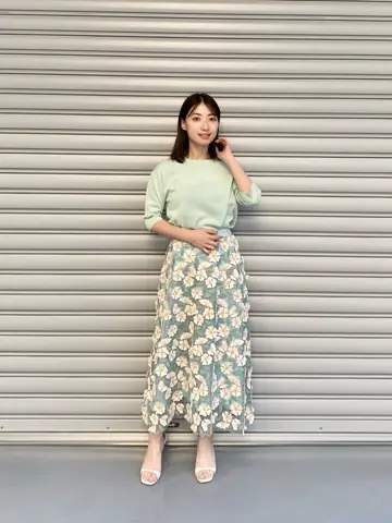 GRACE CONTINENTAL 青木育日 コーディネート画像