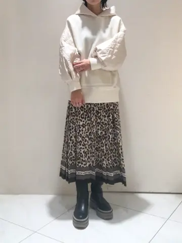 GRACE CONTINENTAL 尾田亜沙美 コーディネート画像