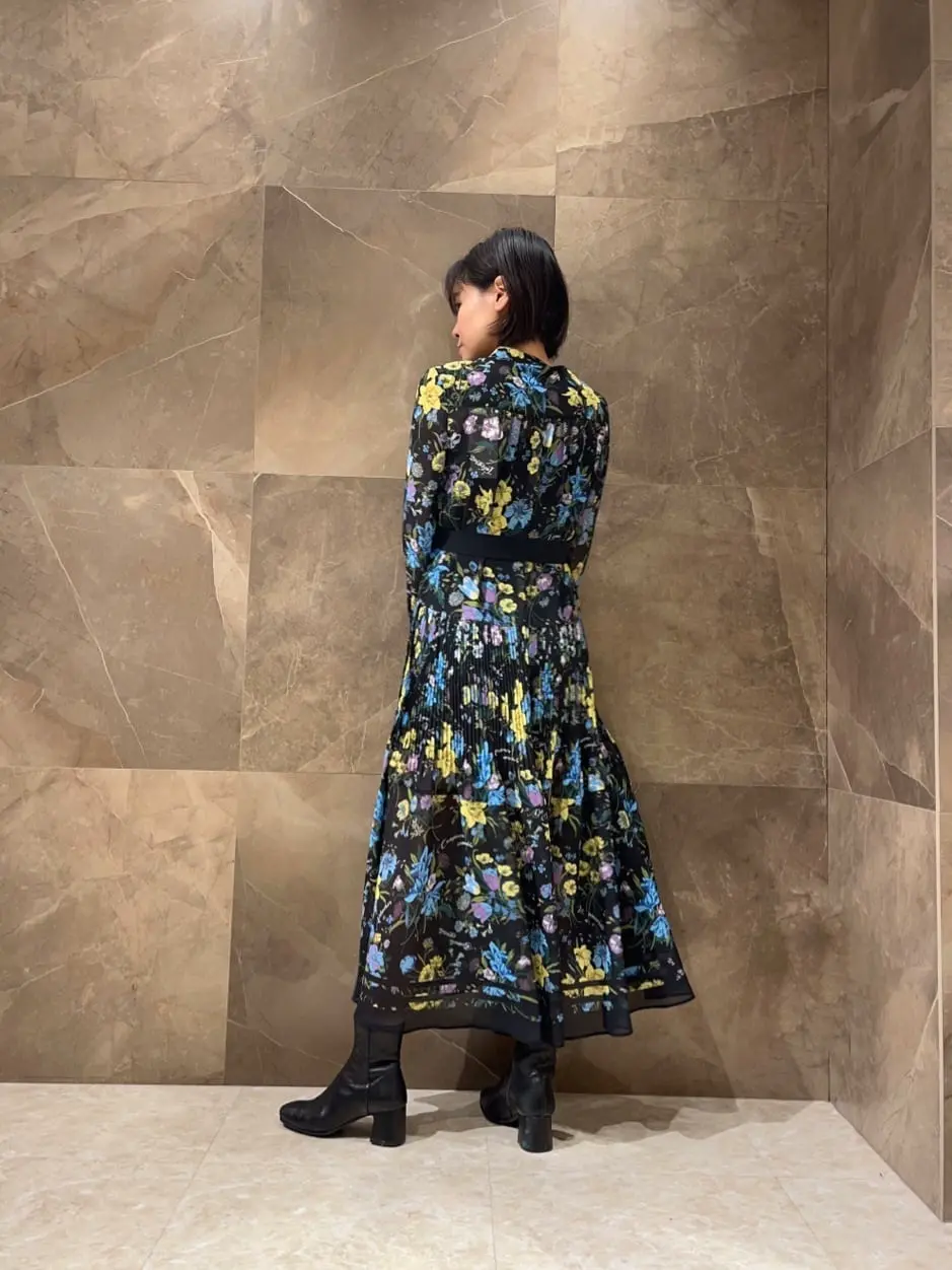 GRACE CONTINENTAL 穐山　香織 コーディネート画像