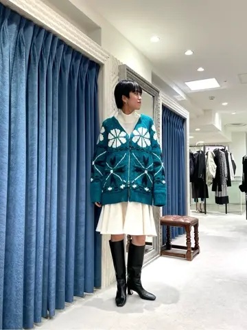 GRACE CONTINENTAL yoshi コーディネート画像