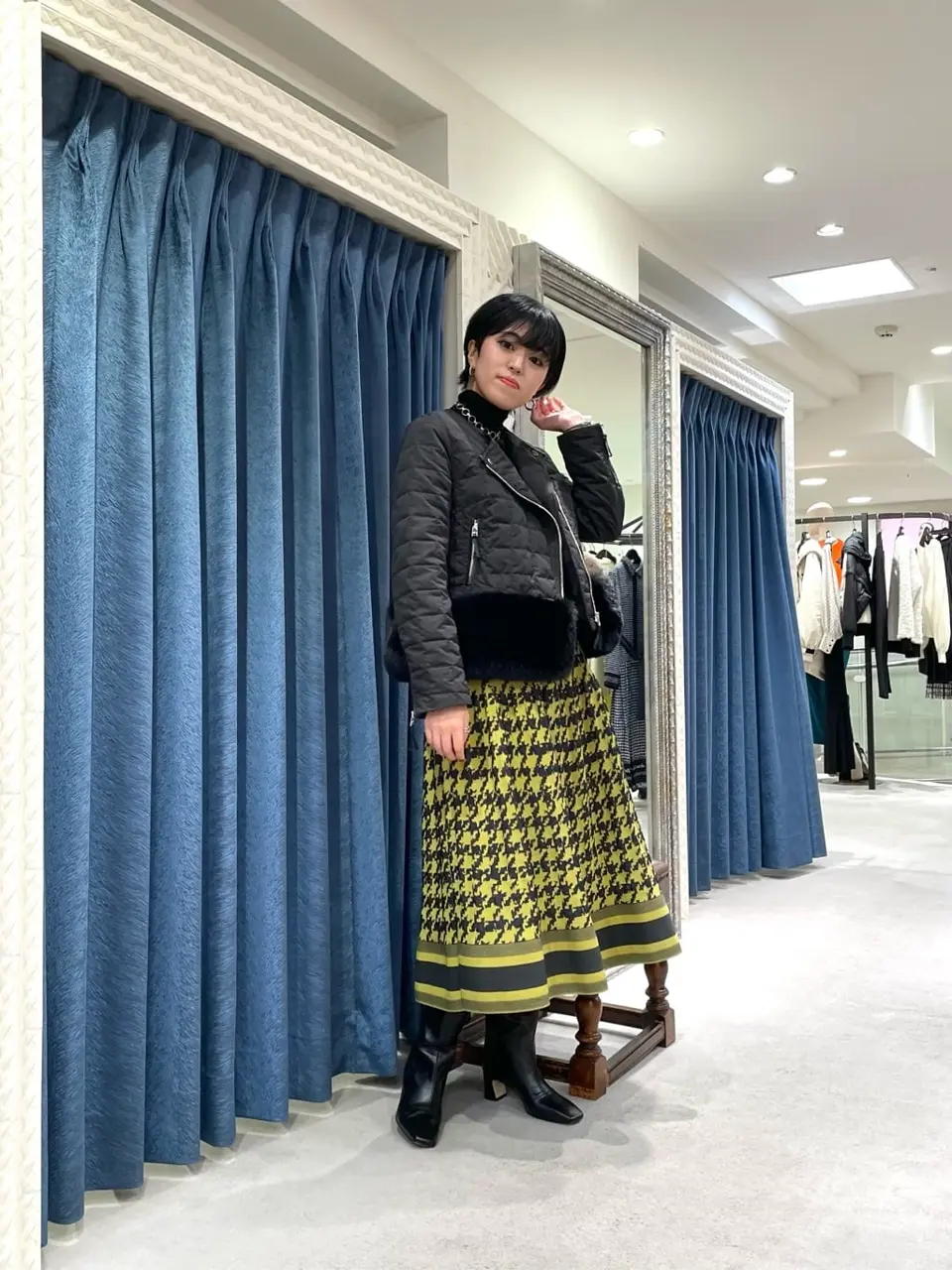 GRACE CONTINENTAL yoshi コーディネート画像