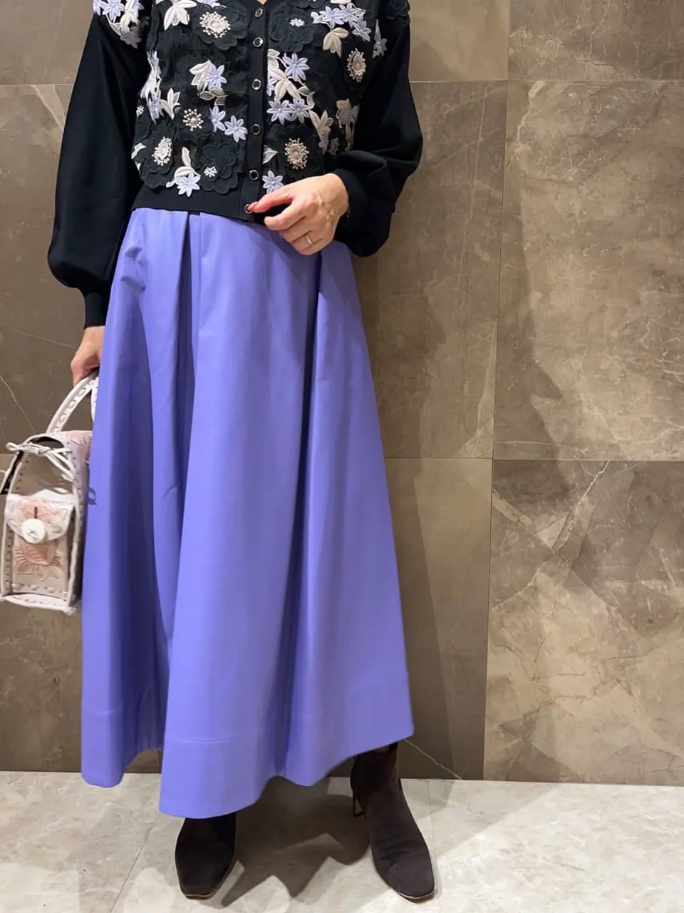 GRACE CONTINENTAL 穐山　香織 コーディネート画像