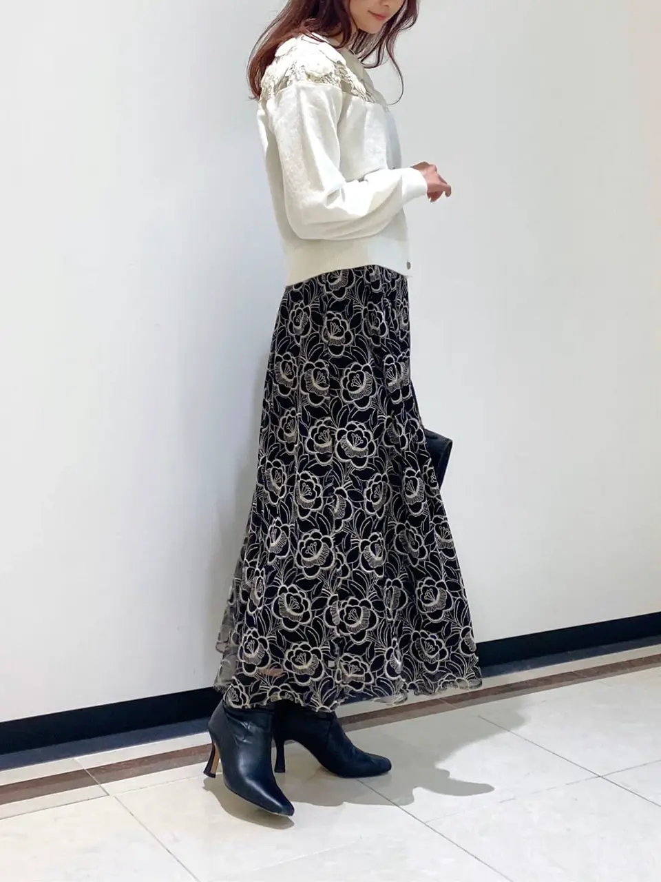 GRACE CONTINENTAL MORITA AI コーディネート画像