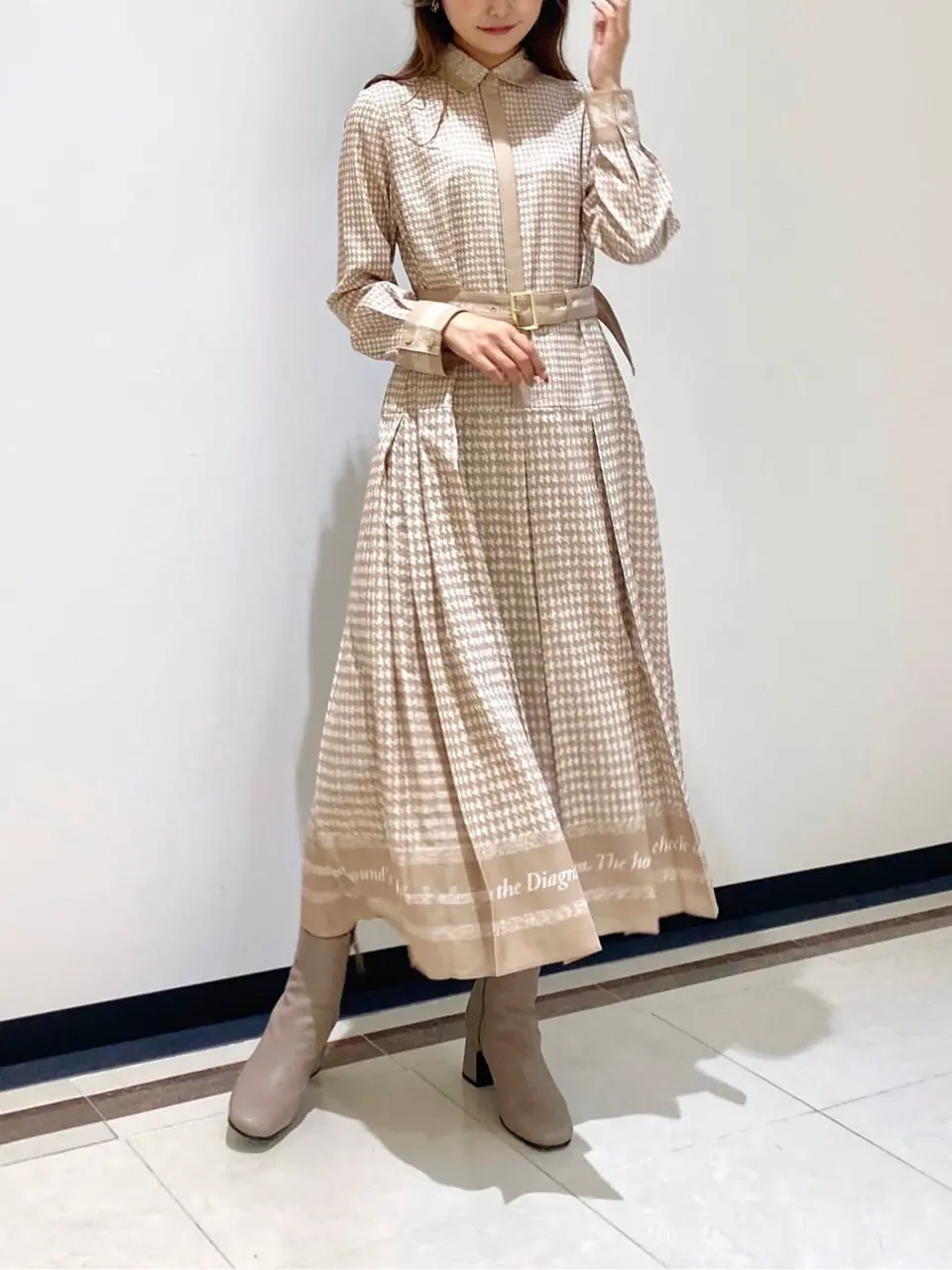 GRACE CONTINENTAL MORITA AI コーディネート画像