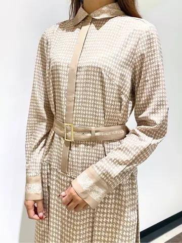 GRACE CONTINENTAL MORITA AI コーディネート画像