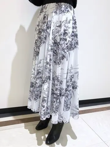 GRACE CONTINENTAL MORITA AI コーディネート画像