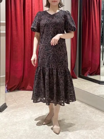 GRACE CONTINENTAL SAYUMI Nagashima コーディネート画像