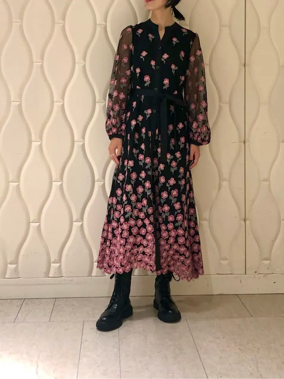 GRACE CONTINENTAL 尾田亜沙美 コーディネート画像