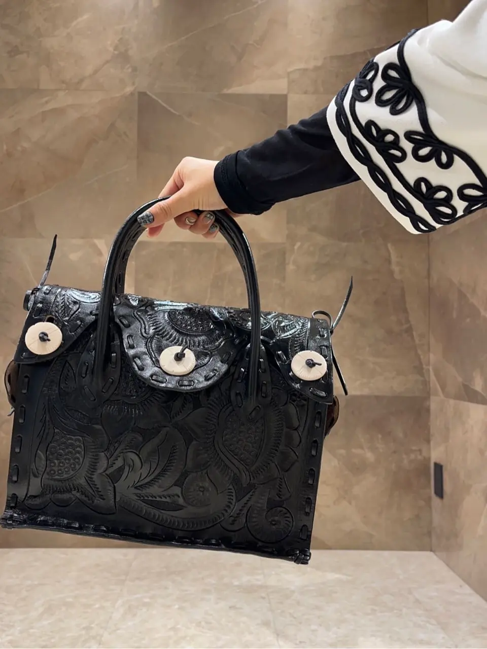 GRACE CONTINENTAL 穐山　香織 コーディネート画像