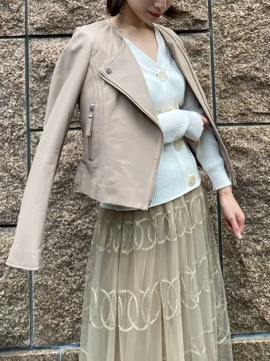 GRACE CONTINENTAL 青木育日 コーディネート画像