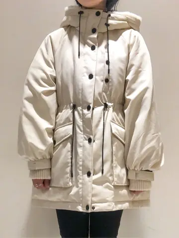 GRACE CONTINENTAL 尾田亜沙美 コーディネート画像