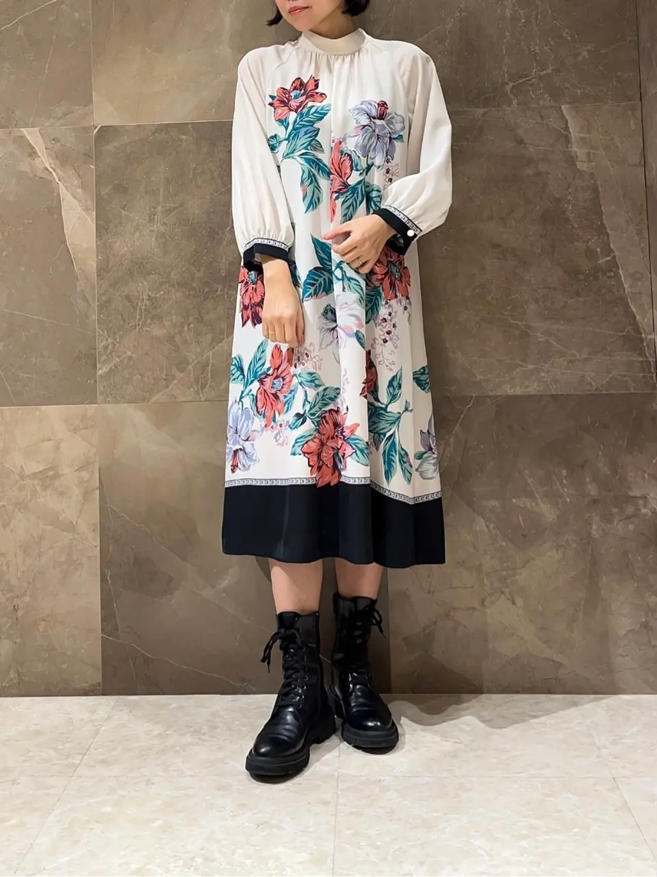 GRACE CONTINENTAL 穐山　香織 コーディネート画像