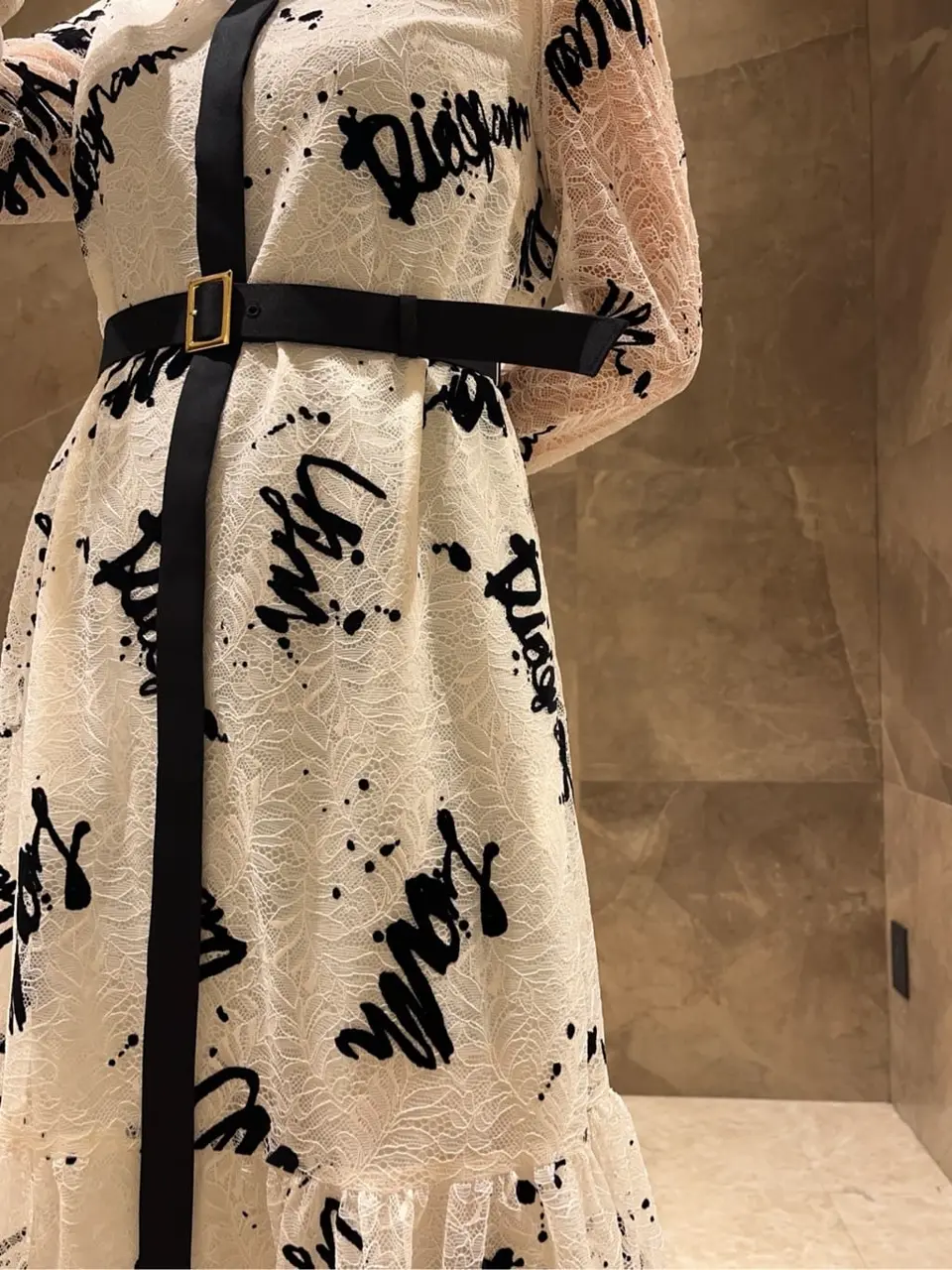 GRACE CONTINENTAL 穐山　香織 コーディネート画像