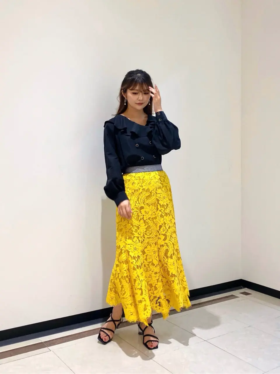 GRACE CONTINENTAL MORITA AI コーディネート画像