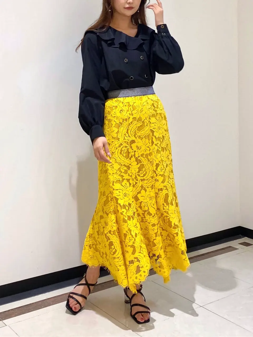 GRACE CONTINENTAL MORITA AI コーディネート画像