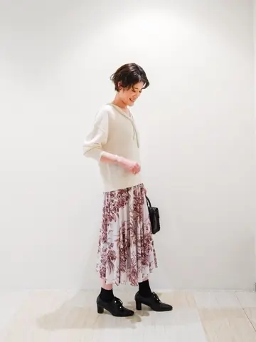 GRACE CONTINENTAL 今野　志保 コーディネート画像