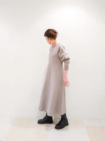 GRACE CONTINENTAL 今野　志保 コーディネート画像