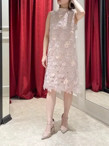 GRACE CONTINENTAL SAYUMI Nagashima コーディネート画像