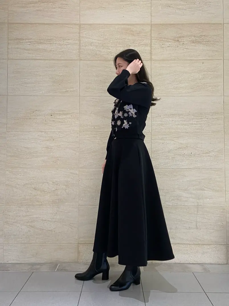 GRACE CONTINENTAL Shiori コーディネート画像