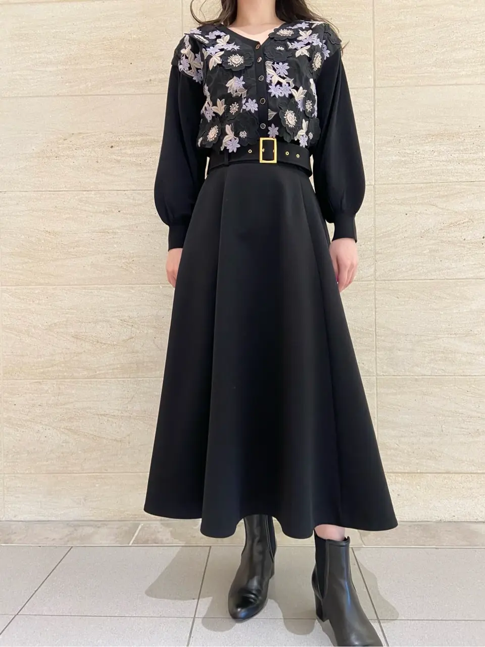 GRACE CONTINENTAL Shiori コーディネート画像