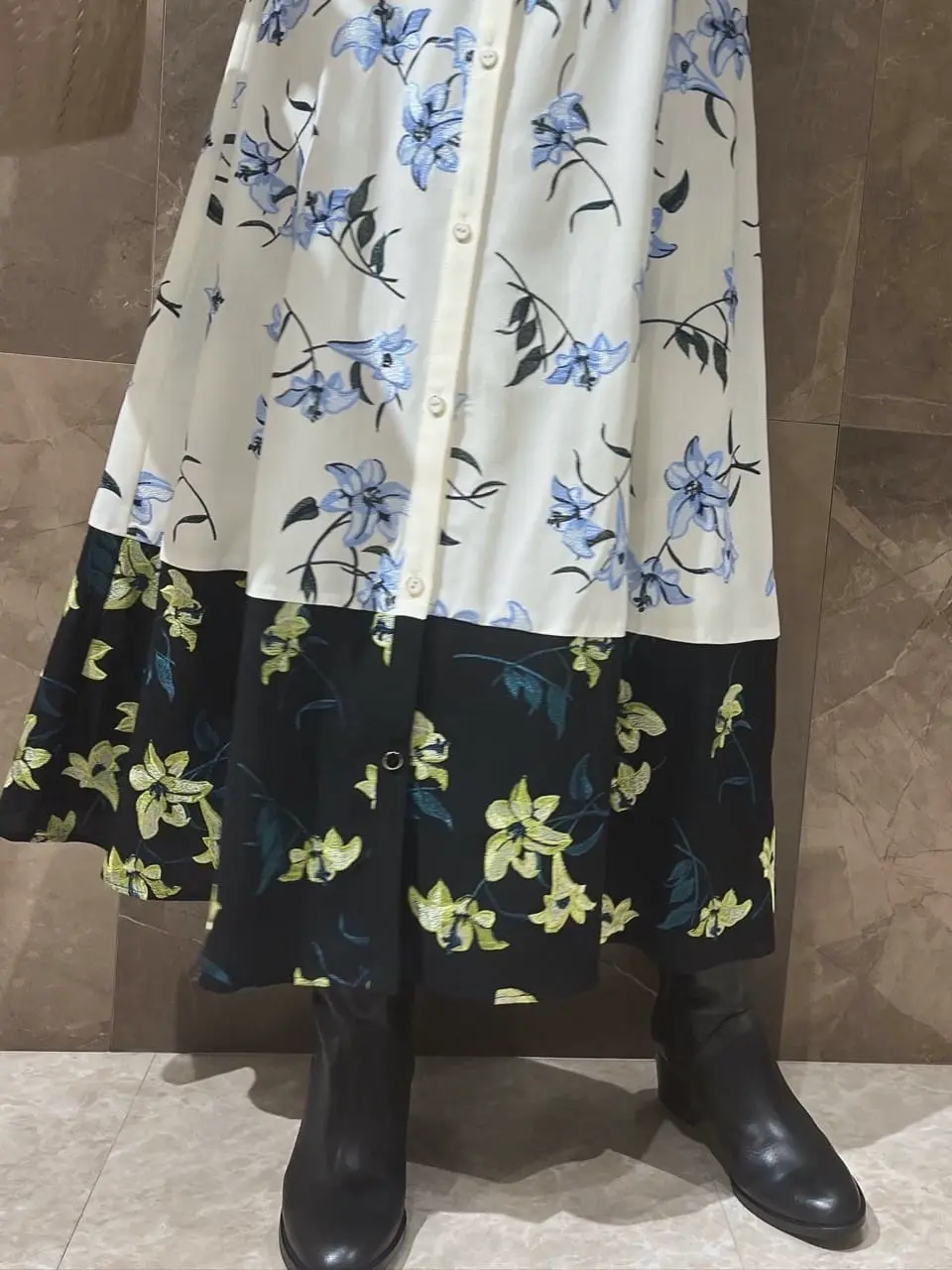 GRACE CONTINENTAL 穐山　香織 コーディネート画像