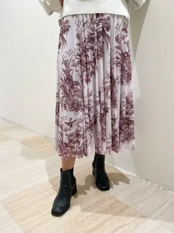 GRACE CONTINENTAL 赤間　 コーディネート画像