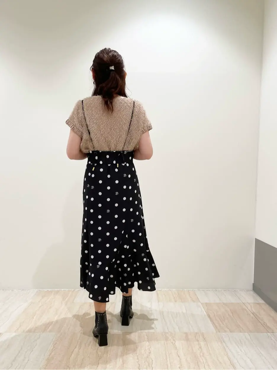 GRACE CONTINENTAL 赤間　 コーディネート画像