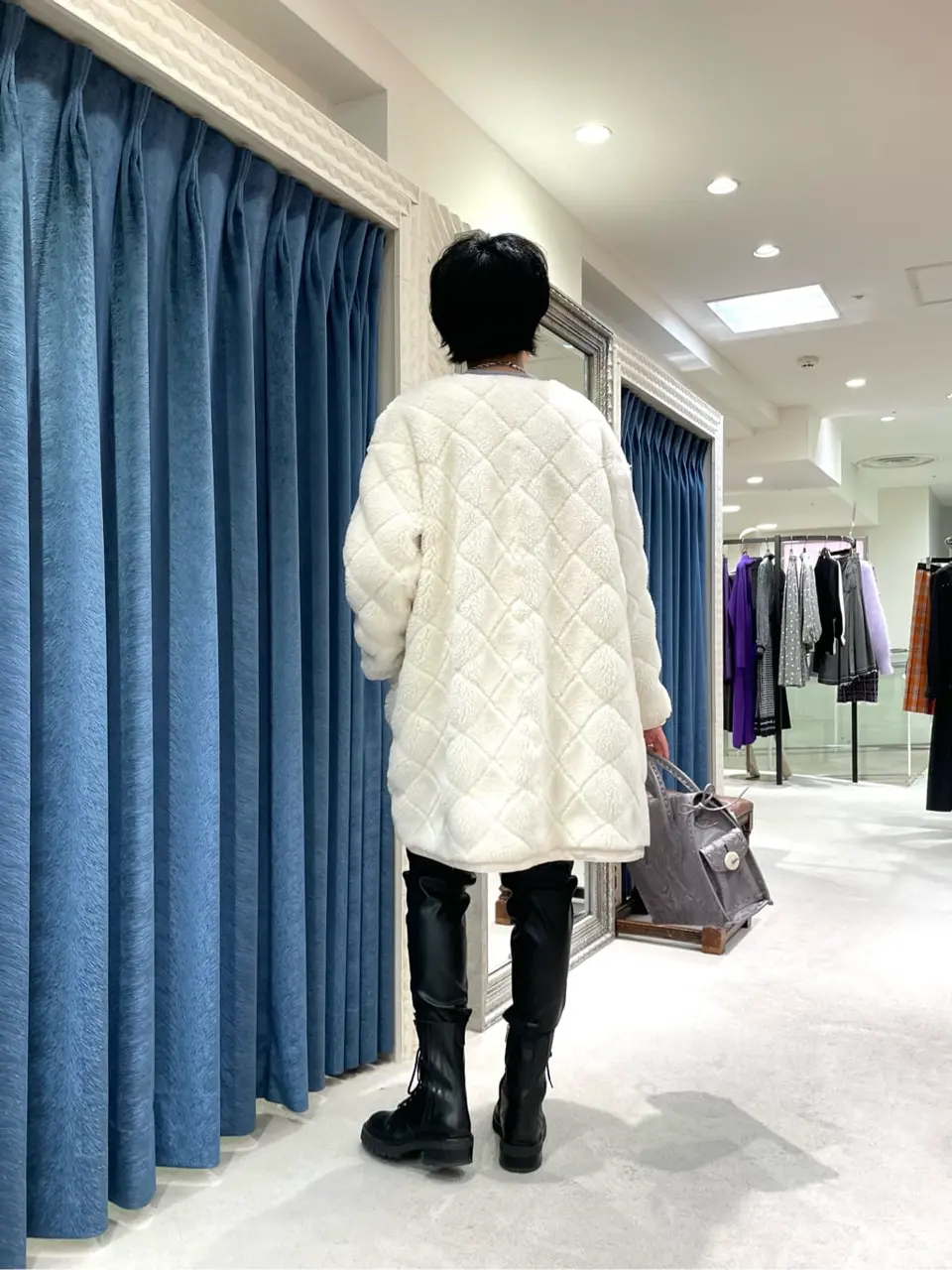 GRACE CONTINENTAL yoshi コーディネート画像