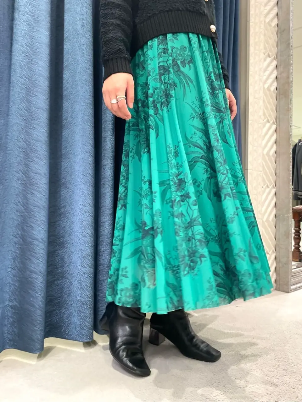 GRACE CONTINENTAL yoshi コーディネート画像