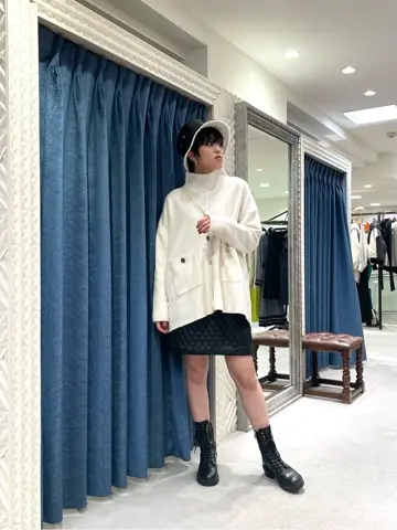 GRACE CONTINENTAL yoshi コーディネート画像