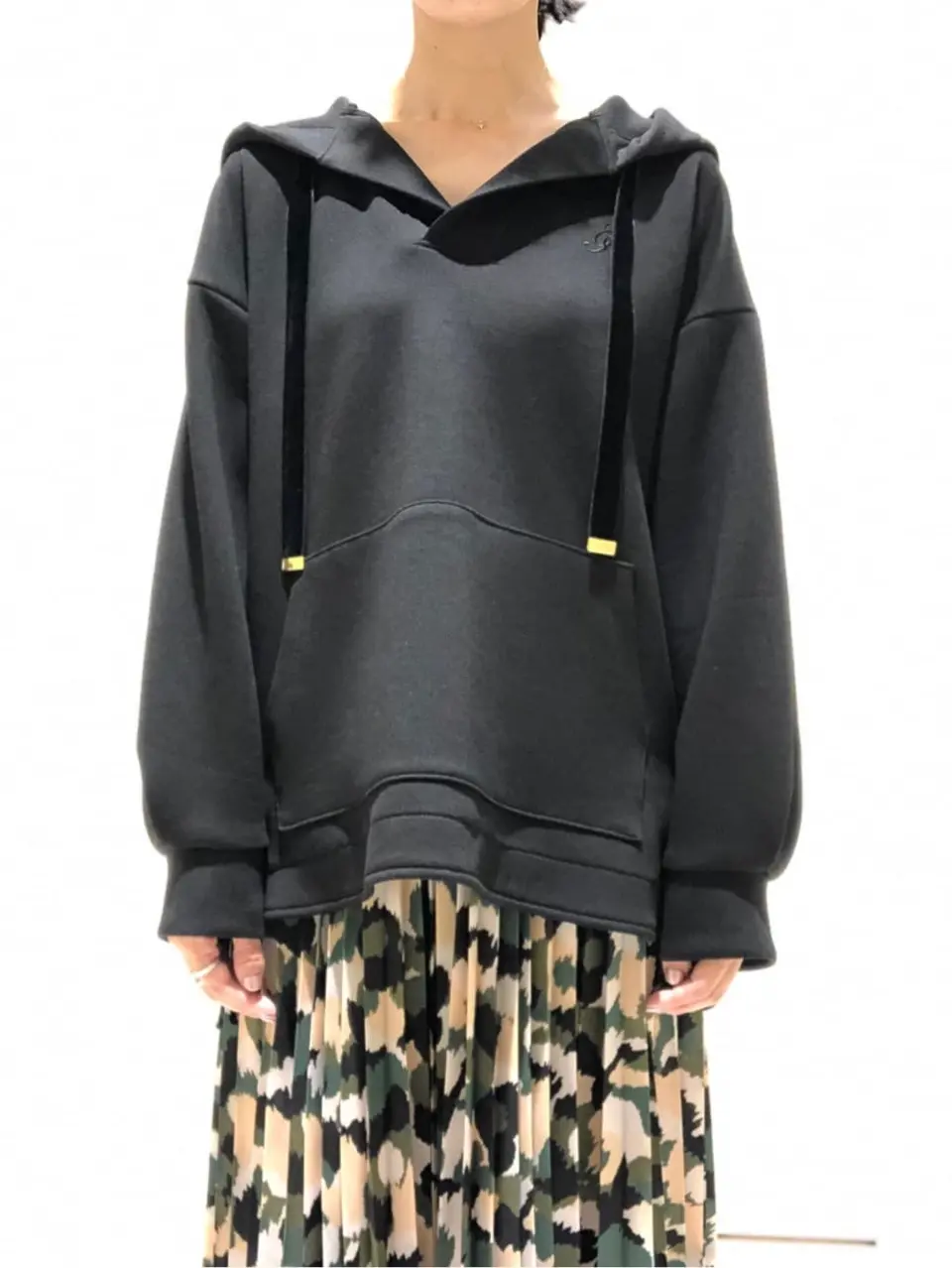 GRACE CONTINENTAL 尾田亜沙美 コーディネート画像