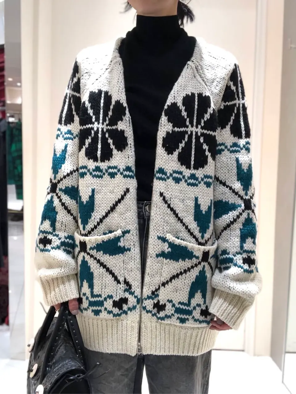 GRACE CONTINENTAL 尾田亜沙美 コーディネート画像