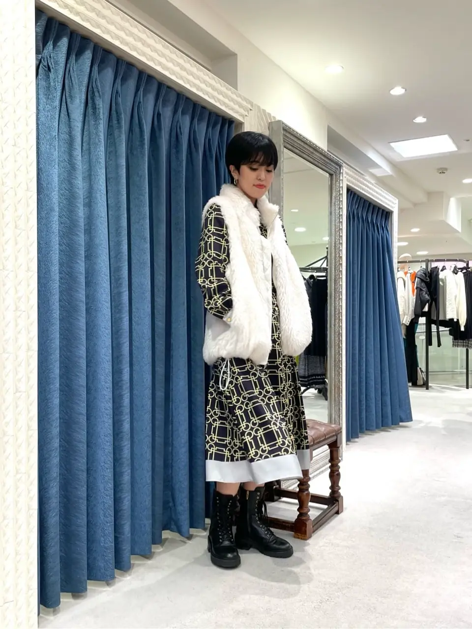 GRACE CONTINENTAL yoshi コーディネート画像