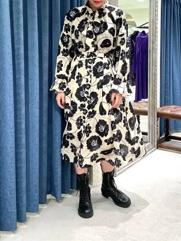 GRACE CONTINENTAL yoshi コーディネート画像