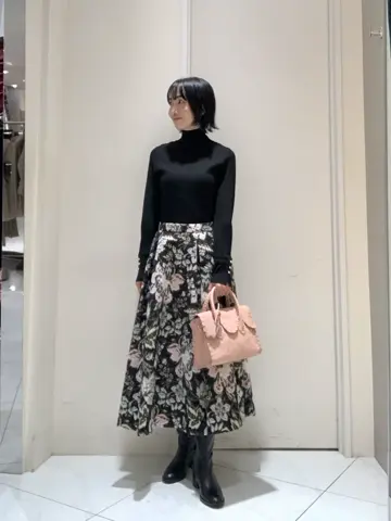 GRACE CONTINENTAL 尾田亜沙美 コーディネート画像