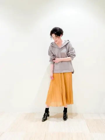 GRACE CONTINENTAL 今野　志保 コーディネート画像