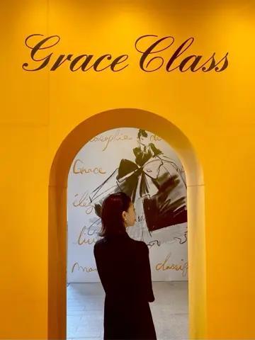 GRACE CONTINENTAL 青木育日 コーディネート画像