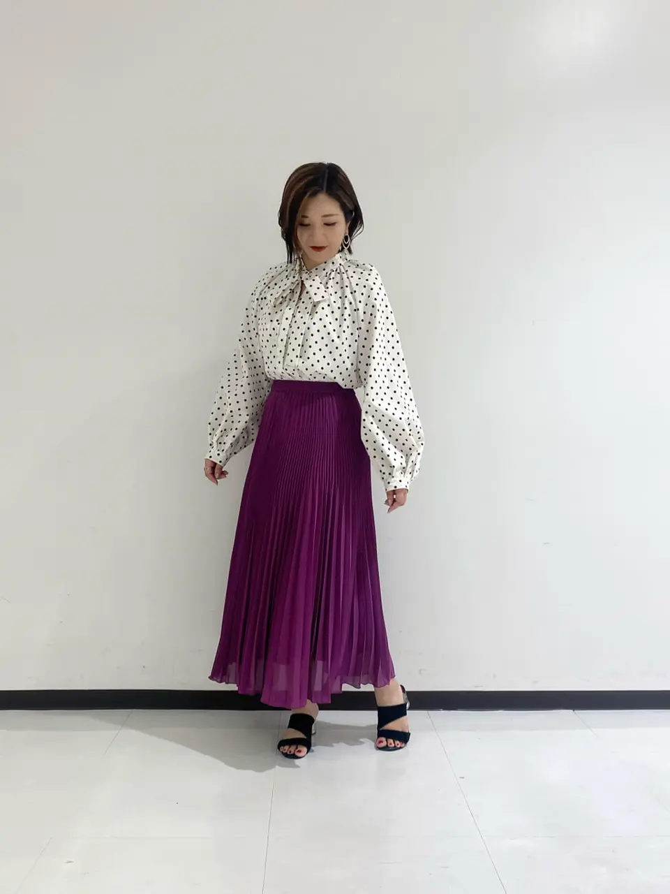 GRACE CONTINENTAL MOMOKO コーディネート画像