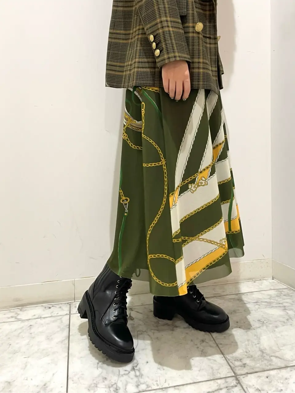 GRACE CONTINENTAL yoshi コーディネート画像