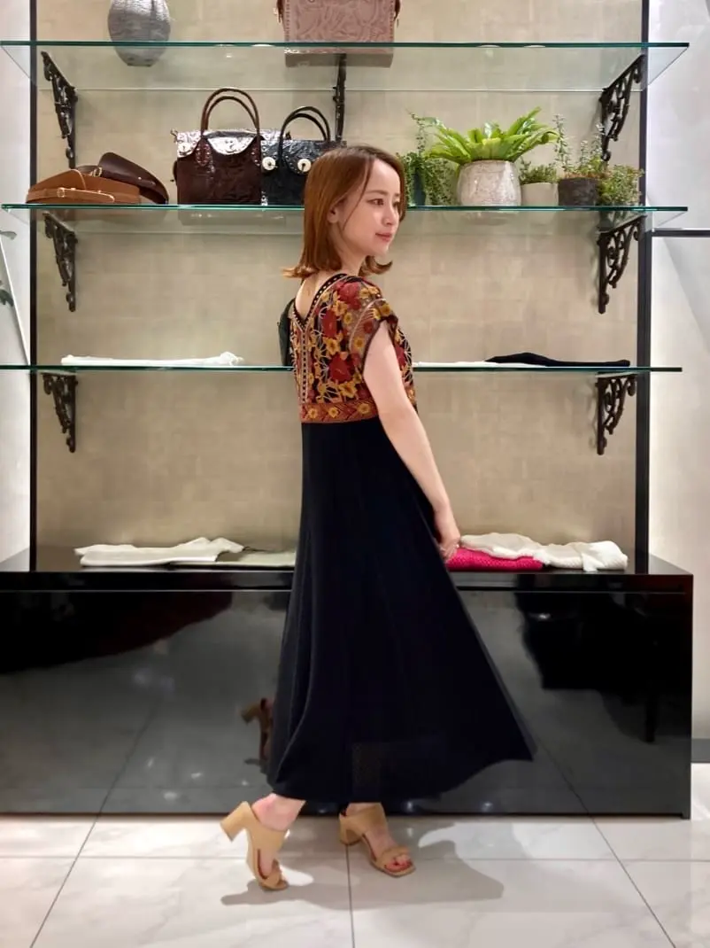 GRACE CONTINENTAL okunaka_desu コーディネート画像