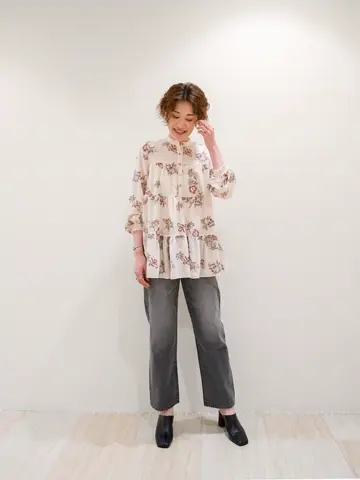 GRACE CONTINENTAL 今野　志保 コーディネート画像