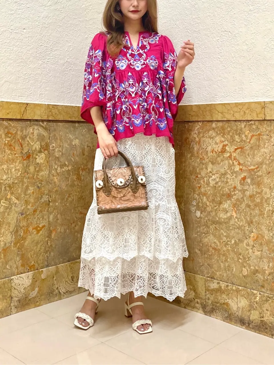 GRACE CONTINENTAL MORITA AI コーディネート画像