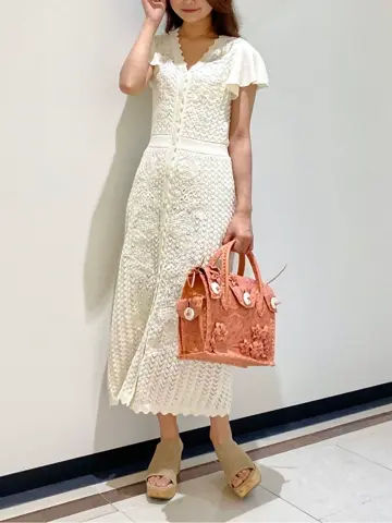 GRACE CONTINENTAL MORITA AI コーディネート画像