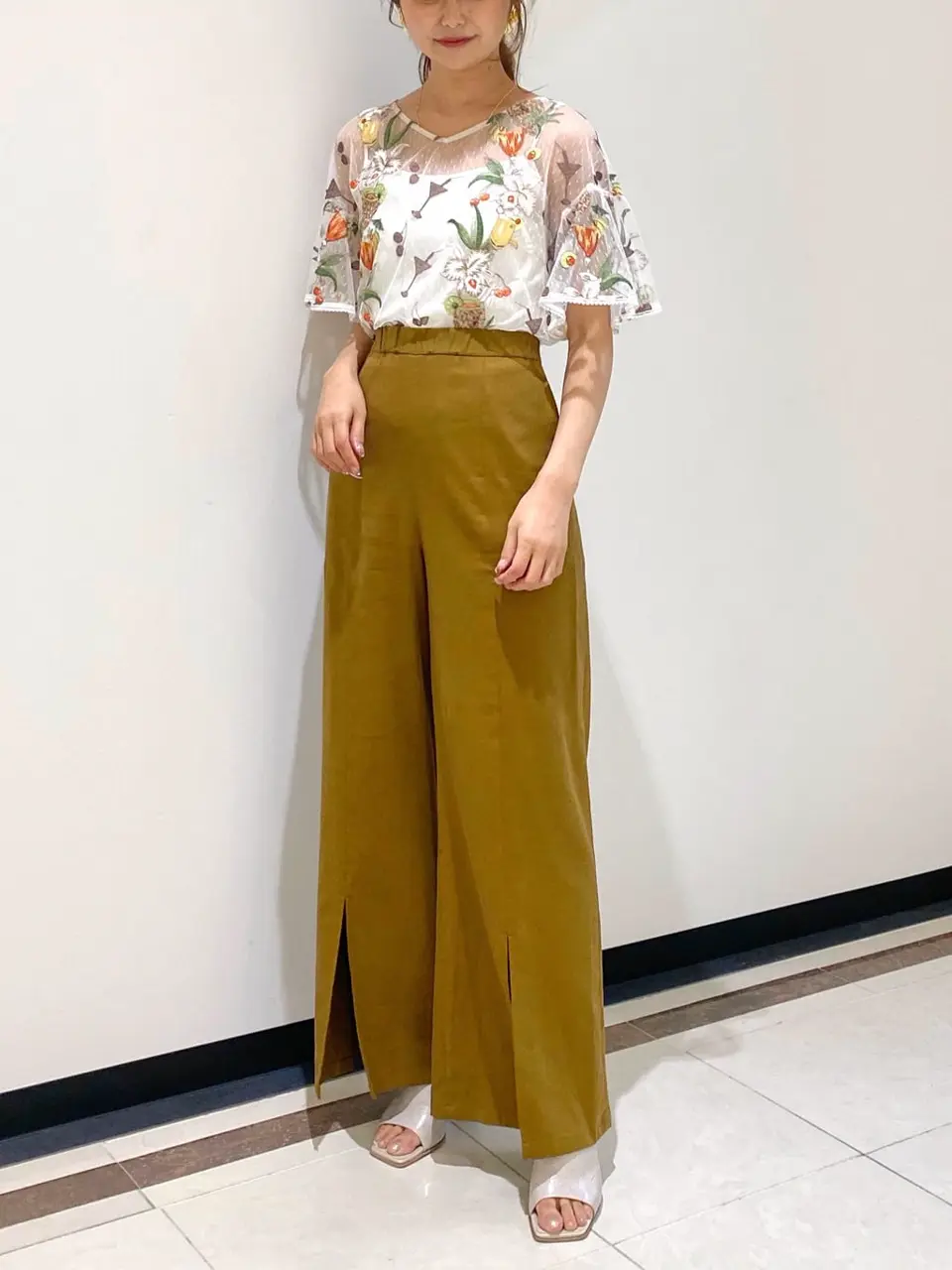 GRACE CONTINENTAL MORITA AI コーディネート画像